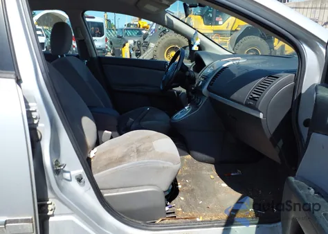 2011 Nissan Sentra 2.0S z USA, uszkodzony, nr VIN 3N1AB6AP3BL624803